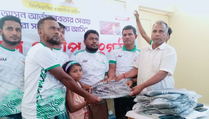 সুবর্ণচরে অসহায় মানুষের পাশে আলোর প্রদীপ সংগঠন